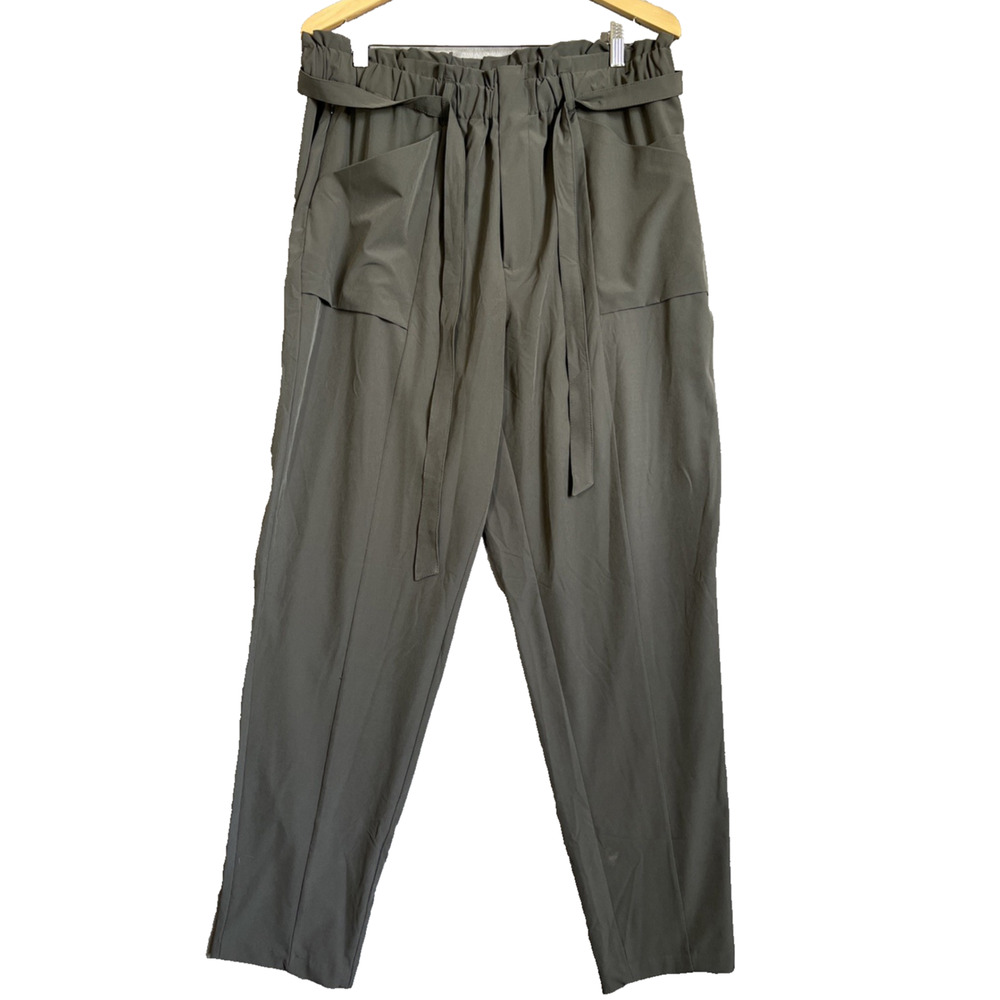 Modern Ambition Women's XL Delightfully Technical Paperbag Travel Pants Gray